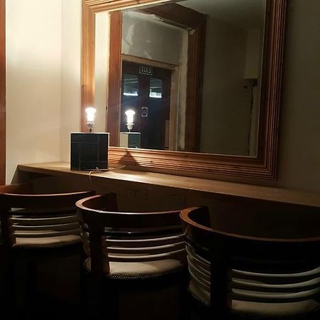 Anfield Road Euro Hostel Liverpool Bagian luar foto
